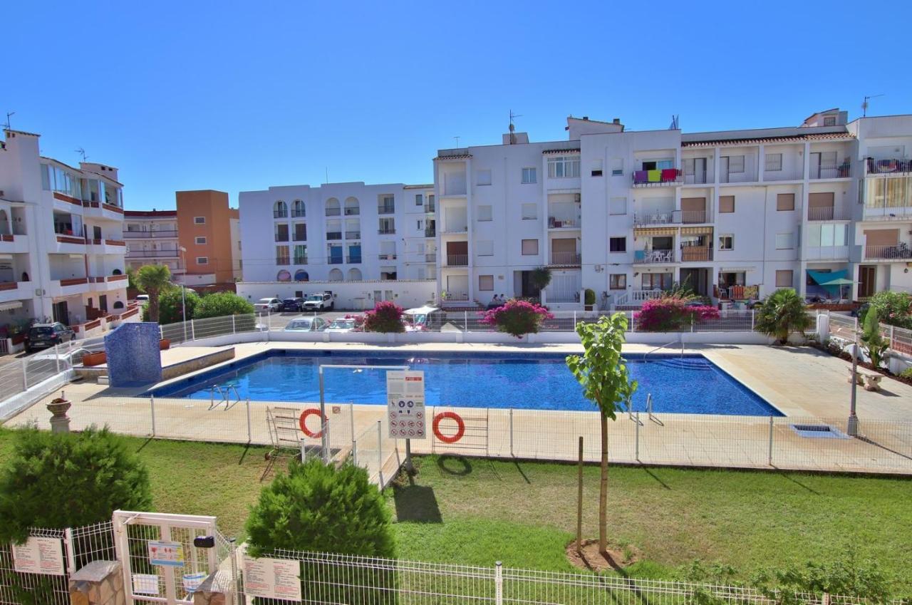 Appartement Apartamento Welcs -013- Con Terraza Y Piscina à Empuriabrava Extérieur photo